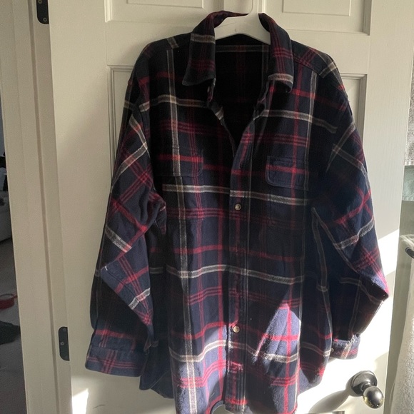 Never worn Hubs & Hers vintage flannel - Picture 2 of 4